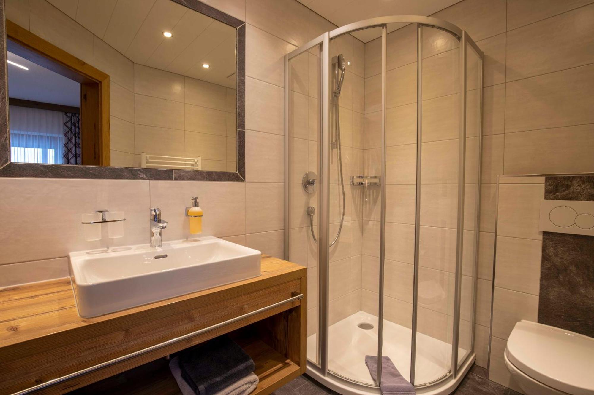 Gidis Hof Hotel Ischgl Bagian luar foto