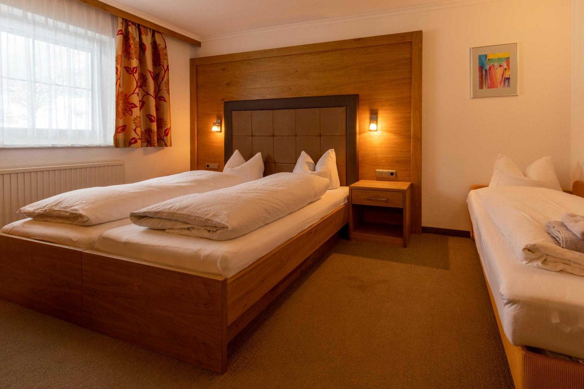 Gidis Hof Hotel Ischgl Bagian luar foto
