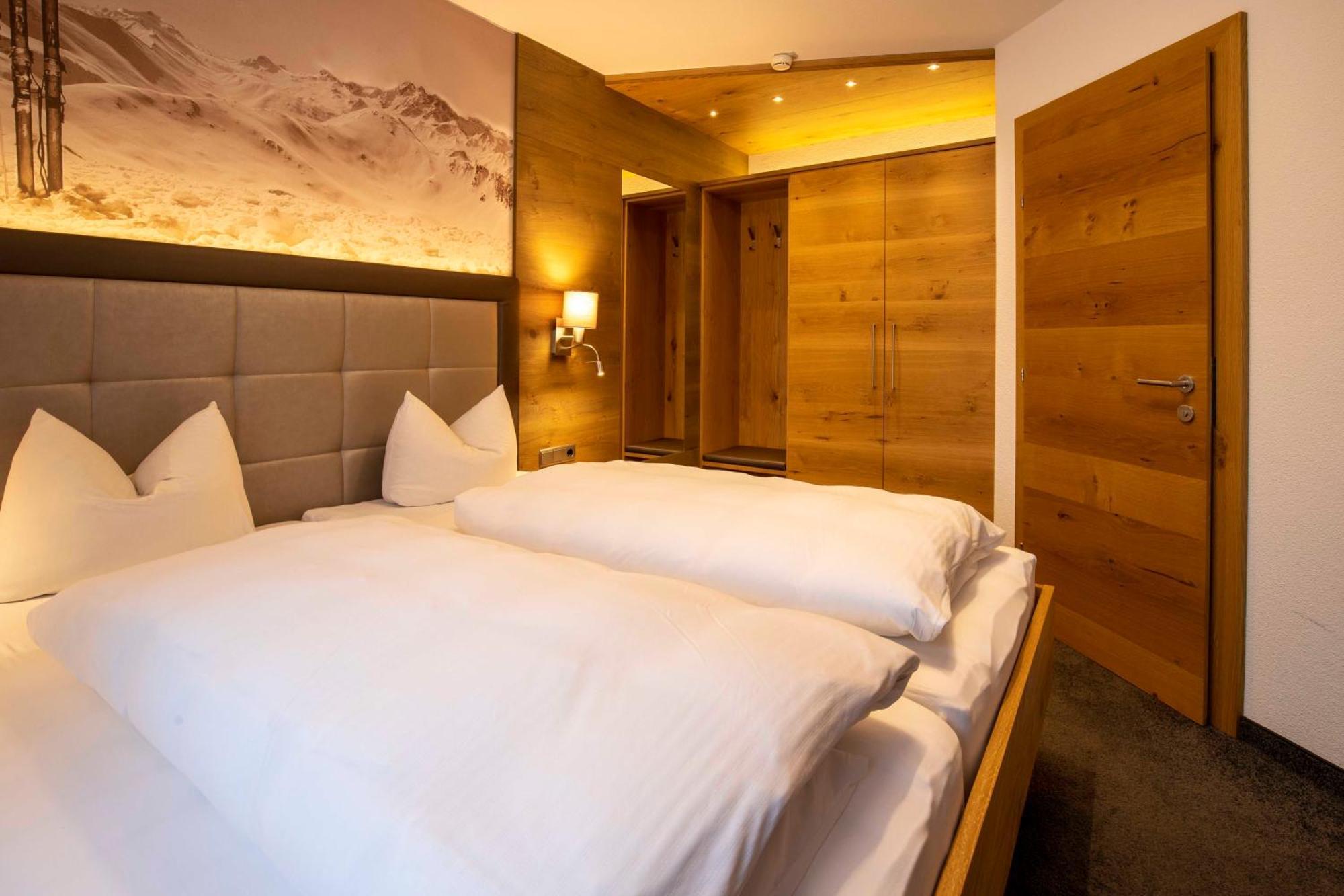 Gidis Hof Hotel Ischgl Bagian luar foto
