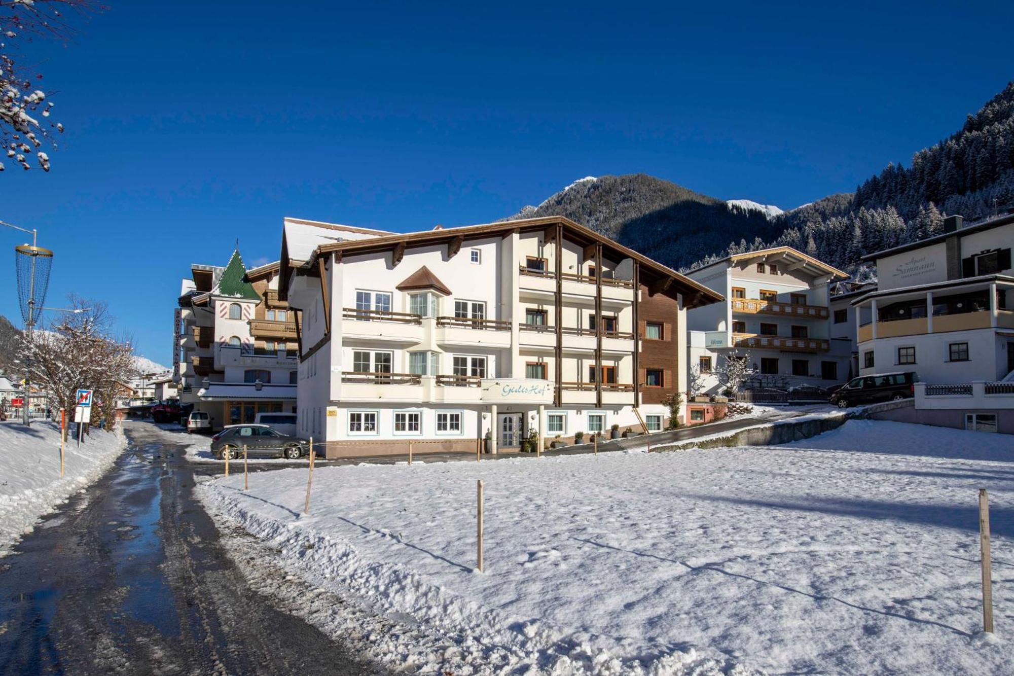 Gidis Hof Hotel Ischgl Bagian luar foto