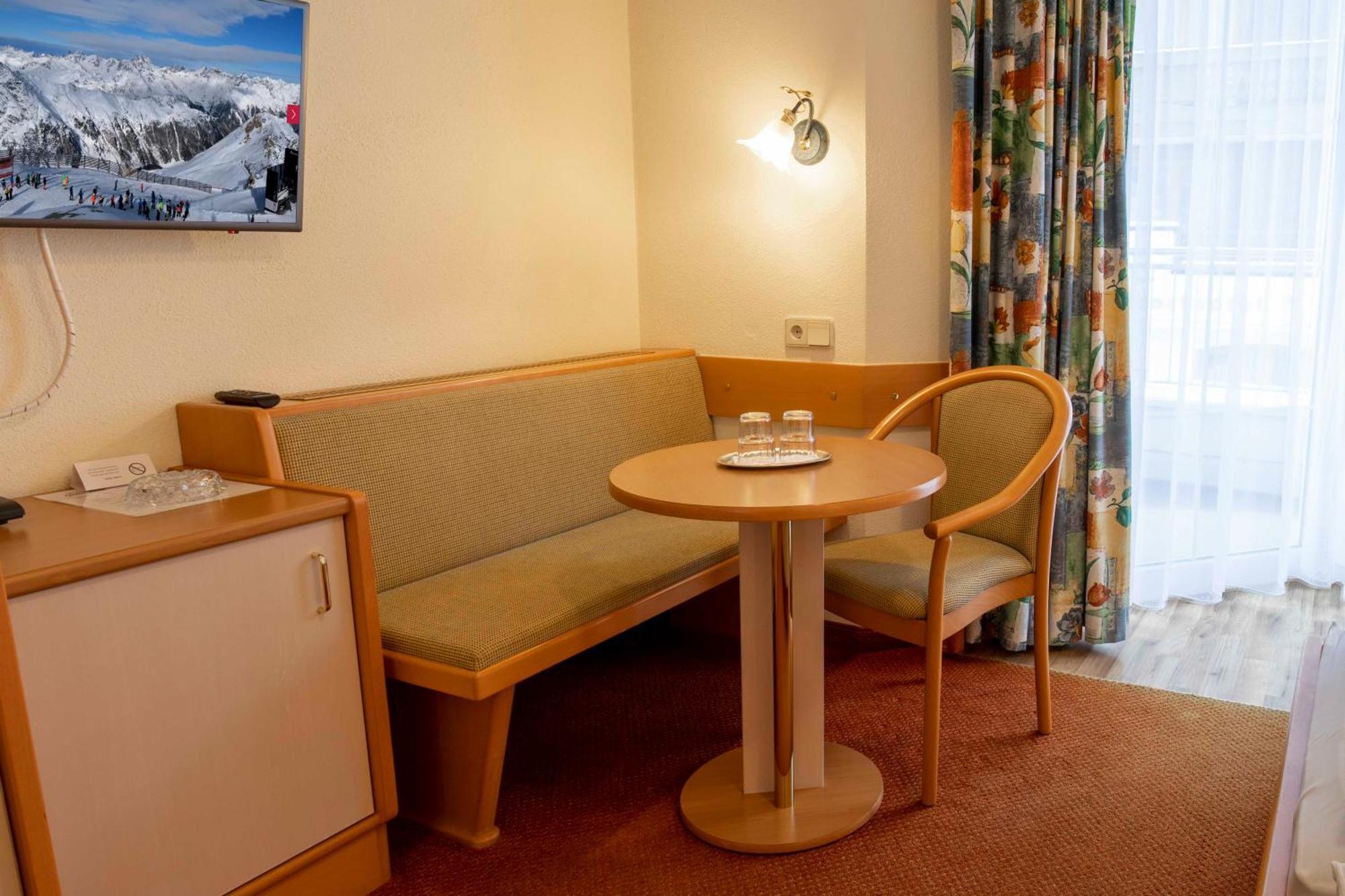Gidis Hof Hotel Ischgl Bagian luar foto